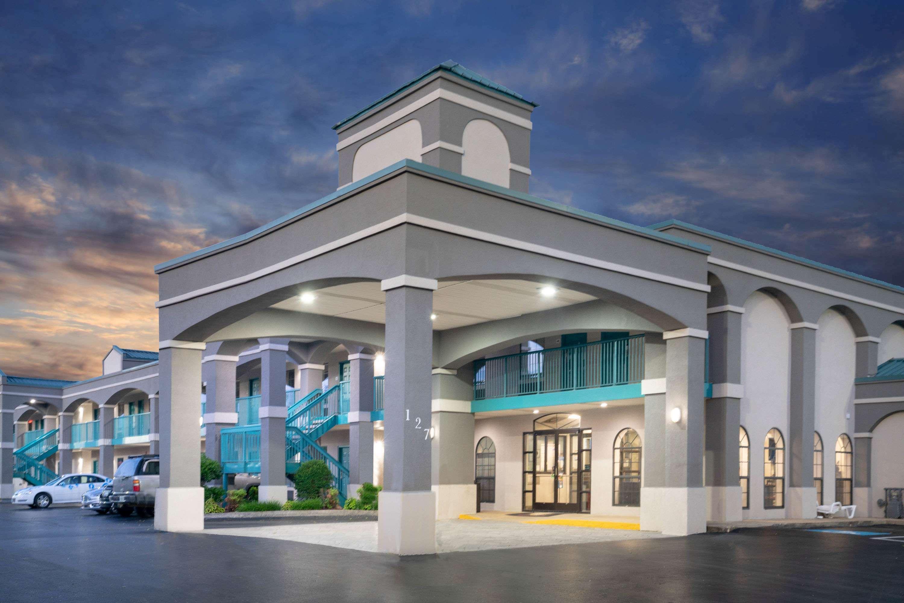 Super 8 By Wyndham Murfreesboro Eksteriør bilde