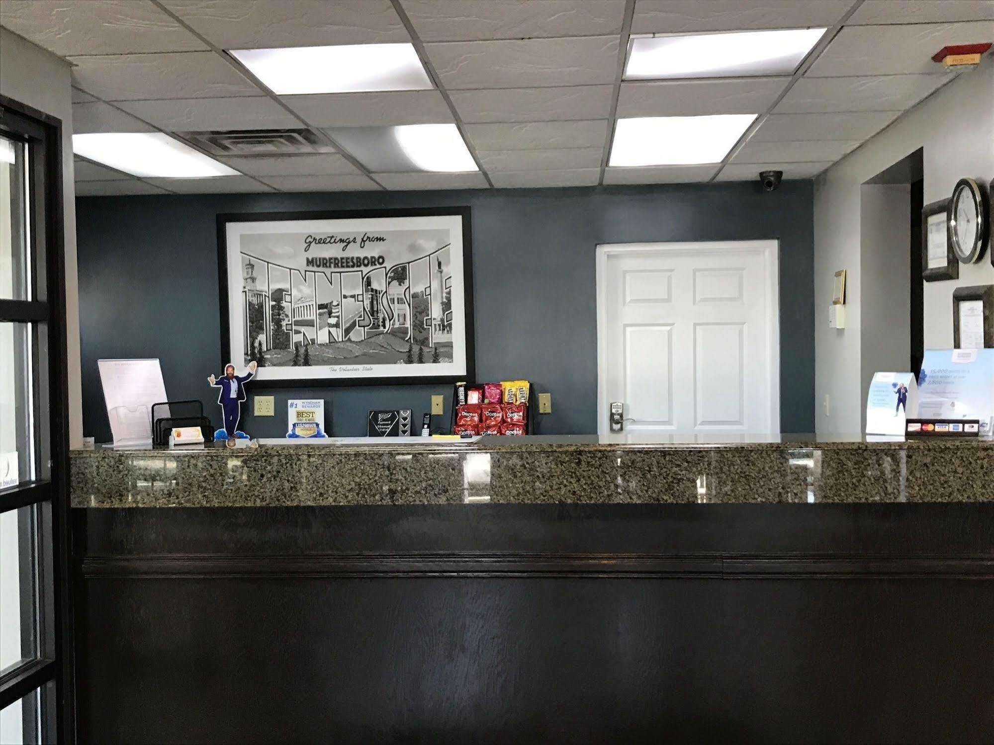 Super 8 By Wyndham Murfreesboro Eksteriør bilde