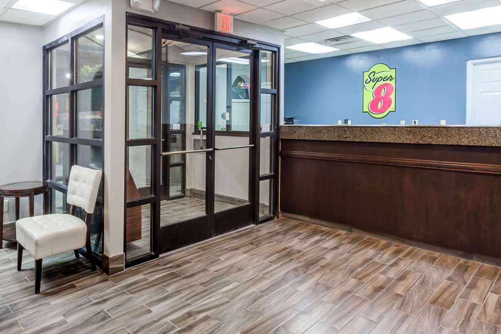 Super 8 By Wyndham Murfreesboro Interiør bilde